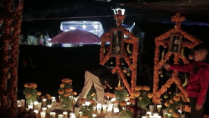 Oslavy Dňa mŕtvych: Mexiko, Bolívia a ďalšie krajiny Ameriky vzdávajú hold svojim zosnulým