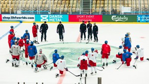 Očakávania sú veľké, ale nelietame hlavou v oblakoch, hovorí český útočník Jakub Flek