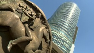 NAKA obvinila dvoch manažérov NBS. Hrozí im až 20 rokov za mrežami