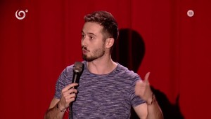 Za kritiku Kollára čelil vyhrážaniu trestným oznámením. Dnes sa stand-up komik Jakub Gulík pustil do Roberta Fica