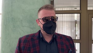 Obvinený Štefan Žiga, ktorý je príbuzný exministra Petra Žigu, ide na slobodu