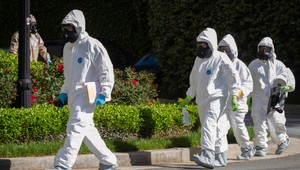 Koronavírus: V USA za deň zomrelo na COVID-19 viac ako 2000 ľudí, pokorili rekord