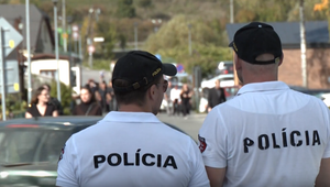 Štrnásťročný žiak sa v škole vyhrážal smrťou: Polícia žiada väzobné stíhanie