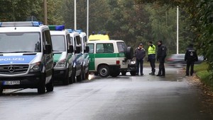 Nemecká polícia pátra pri českých hraniciach po Sýrčanovi, mal plánovať bombový útok