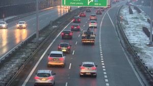 Čo čaká Slovákov na diaľniciach po sviatkoch? Diaľnice čelia vyššiemu náporu