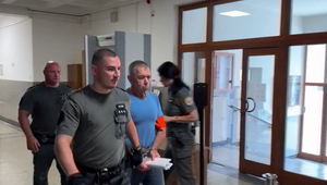 Súd muža, ktorý vyhodil manželku cez balkón: Žena mu odpustila a rozviesť sa neplánuje