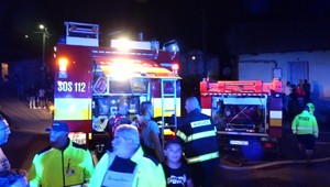 Muž nechtiac podpálil dom svojmu bratovi. Príčinou mala byť sviečka