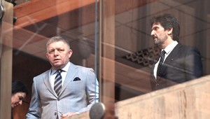 Prestaňte si z toho robiť srandu, vyhlásil premiér na reakcie ohľadom slintačky a krívačky