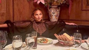 Inšpirovala sa Cibulkovou? Neuveríte, v čom sa slávna modelka vybrala na večeru!