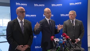 Tlačová beseda premiéra a ministra dopravy o výsledkoch bratislavského letiska