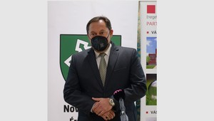 Voľby2022: O post primátora Nových Zámkov zabojujú štyria kandidáti