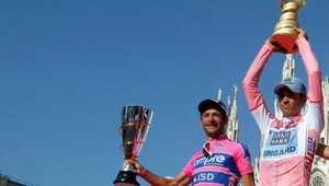 Dodatočným šampiónom vlaňajšieho Gira už oficiálne Scarponi