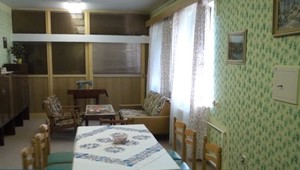 Unikátna retro miestnosť v nemocnici pomáha seniorom. Myšlienkami sa prenesú v čase