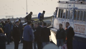 Grécko začína vracať migrantov späť do Turecka