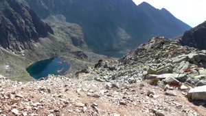VIDEO: Letné prázdniny končia, s nimi aj plné chodníky vo Vysokých Tatrách. Návaly sa dajú očakávať počas víkendov