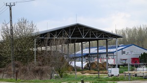 Rakúsko pre slintačku dočasne uzavrie dva hraničné priechody so Slovenskom