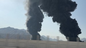 ONLINE: Irán oznámil útoky, ľudia majú opustiť prístavy v Spojených arabských emirátoch