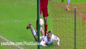 Ďalší úlet Suareza. Zastepoval si na chrbte Slováka Hubočana