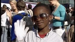 Tisíce Jacksonových fanúšikov sa stretli v 02 Arene na vigílii