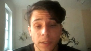 Obyvateľ napadnutého Mariupolu: Nechcem zomrieť v tejto vojne, z mesta ale neodídem