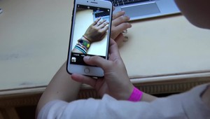 Najnovšou zábavkou dievčat v Prievidzi sa stala krádež bižutérie. Nezabudli sa ňou pochváliť na internete