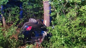 Tragická nehoda si vyžiadala smrť len 20-ročného vodiča