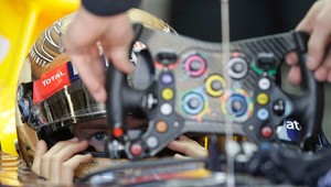 F1: Vettel sa nemieni ospravedlňovať za víťazstvá