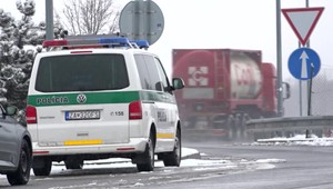 Opitý kamionista sa po nehode pokúsil ujsť