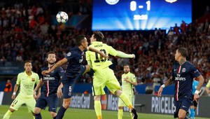 Barcelona triumfovala v Paríži, koniec série PSG, geniálny Suárez