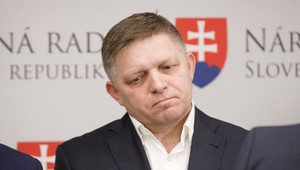 Fico nepodporí stratifikáciu, ak Kalavská zákon predloží ako obyčajný. Ministerka ho ako ústavný predložiť odmieta