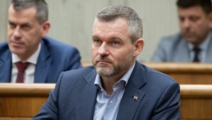 Řádek: Pellegrini s Republikou nepôjde, ale neznamená to, že by nevládol so Smerom a SNS