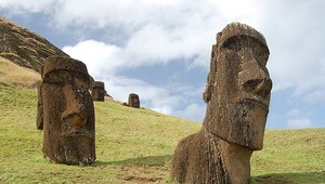 Mysteriózne sochy na Veľkonočných ostrovoch. Záhada ich rozmiestnenia je odhalená