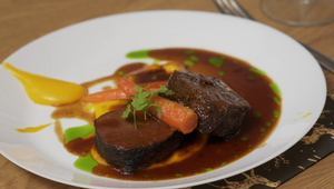 Hlavné jedlo: Veľký kus pleca