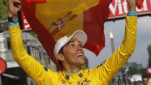 Contador na TdF v spoločnosti troch Španielov