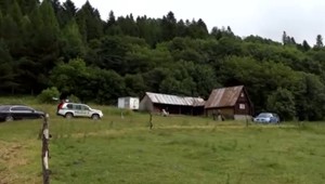 Oslava skončila tragédiou. Brat na smrť dobodal brata