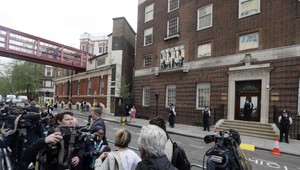 Británia na nohách. Kate je v pôrodnici