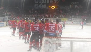 FOTO: Hokejisti Banskej Bystrice prekvapili Kuzminovú. Pred zápasom play-off urobili toto gesto