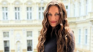 Natália Germani oživila módny trend z 90. rokov: Tento kúsok máte v skrini aj vy – a je opäť in