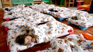 Šok pred škôlkou. Ladislav sa ukájal na malých deťoch