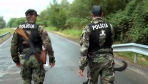 Hraničiari zadržali posádku dodávky s Vietnamcami. O falošných dokladoch vraj nevedeli