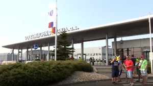 Vedenie Volkswagenu sa s odborármi dohodlo. Platy sa budú zvyšovať