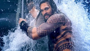 Aquaman dosiahol dôležitý míľnik! V histórii filmu sa to podarilo len pár snímkam!