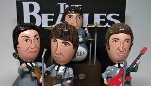 Vajíčkový muž:  Na kraslice maľuje celebrity