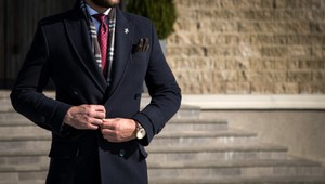 Tie najlepšie kabáty a bundy na zimu