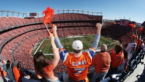 V Super Bowle nastúpi Denver proti Seattlu