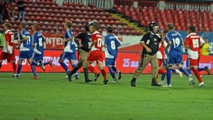 O osude nedohraného duelu v Bukurešti sa rozhodne v Nyone