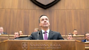 Horúcim kandidátom na post ministra kultúry je Erik Tomáš