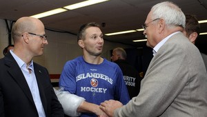 Gašparovič zobral za štátne do USA syna, zašli na hokej