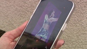 Koncerty a festivaly bez mobilných telefónov. Aj taká môže byť budúcnosť v hudobnom priemysle