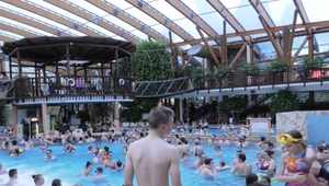 Deti z krízových rodín prvýkrát navštívili akvapark